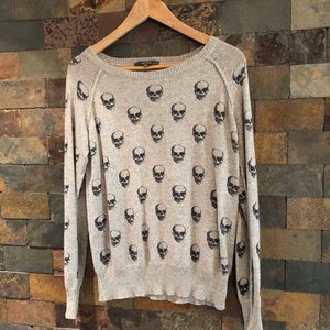 Skull sweater by Saks